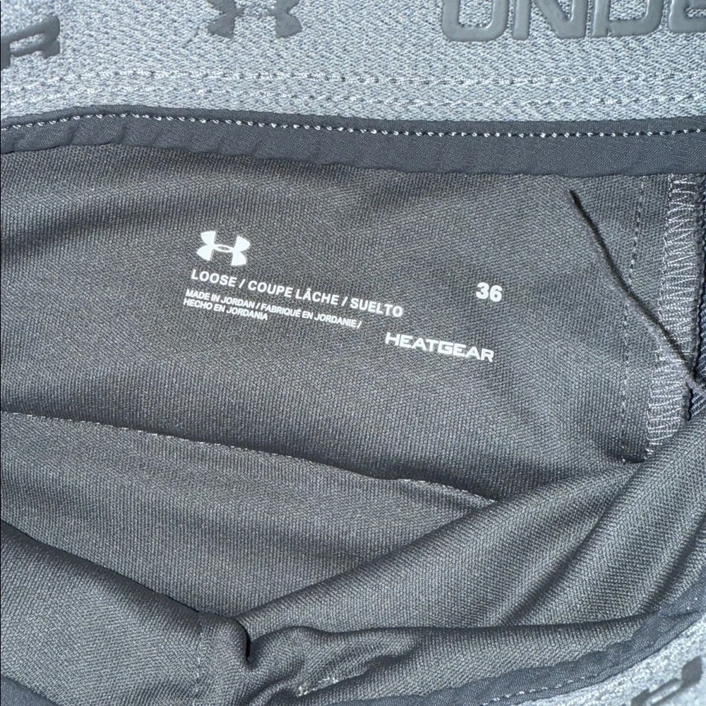 Under Armour Dark Gray Men's Shorts Size 36